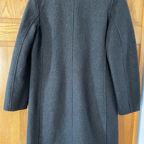 Coat - Picture 4 of 4